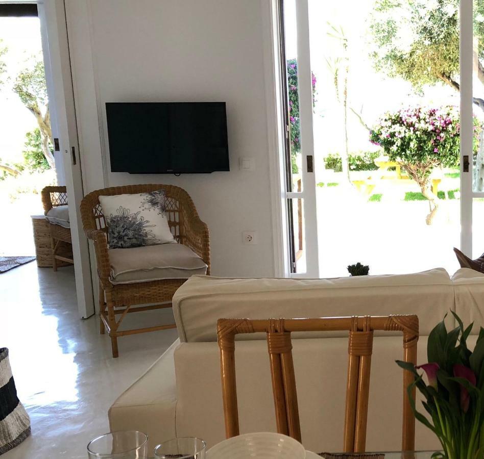 Aqua Seafront Glyfada Corfu Beach House With Garden Екстериор снимка
